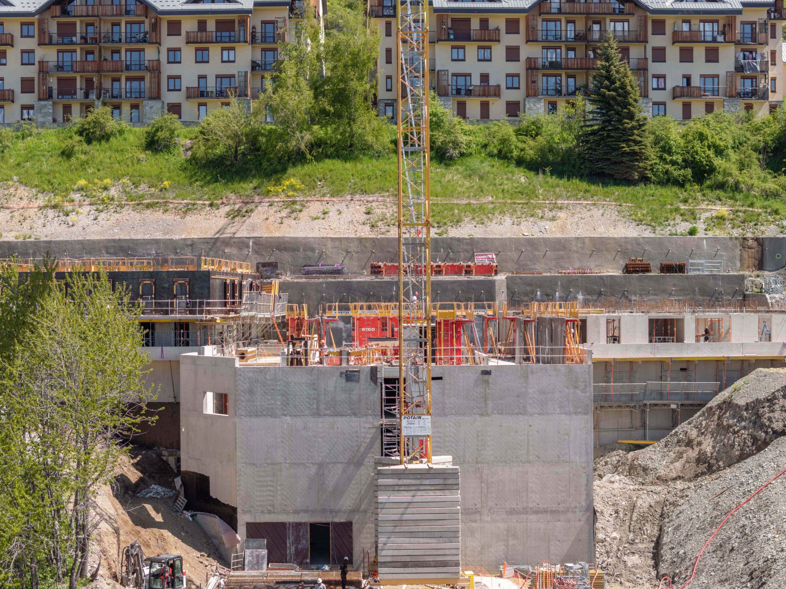 L’échappée en construction